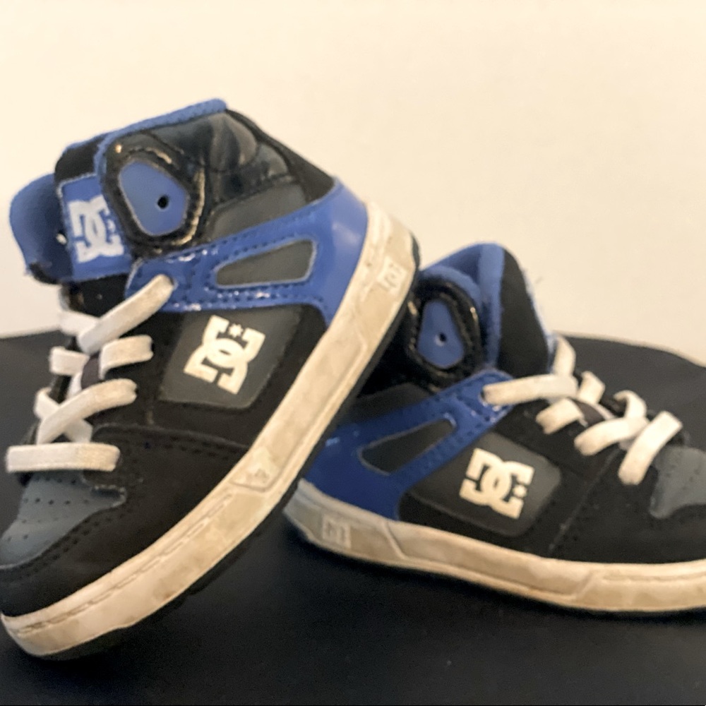 DC Kids’ Pure High-top Shoes in Blue and Black Toddler size 5